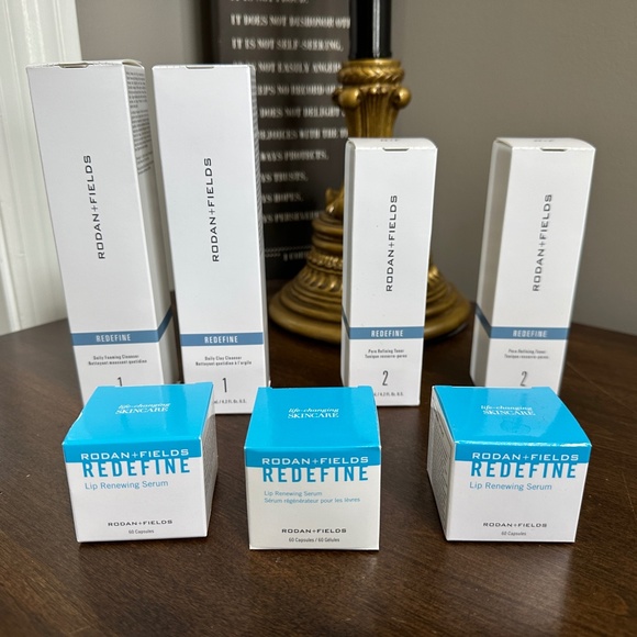 NWT Rodan and Fields REDEFINE Daily Lip Renewing Serum - Picture 5 of 8